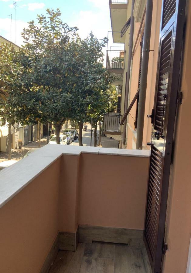 Ricaroka Hotel Albenga Bagian luar foto