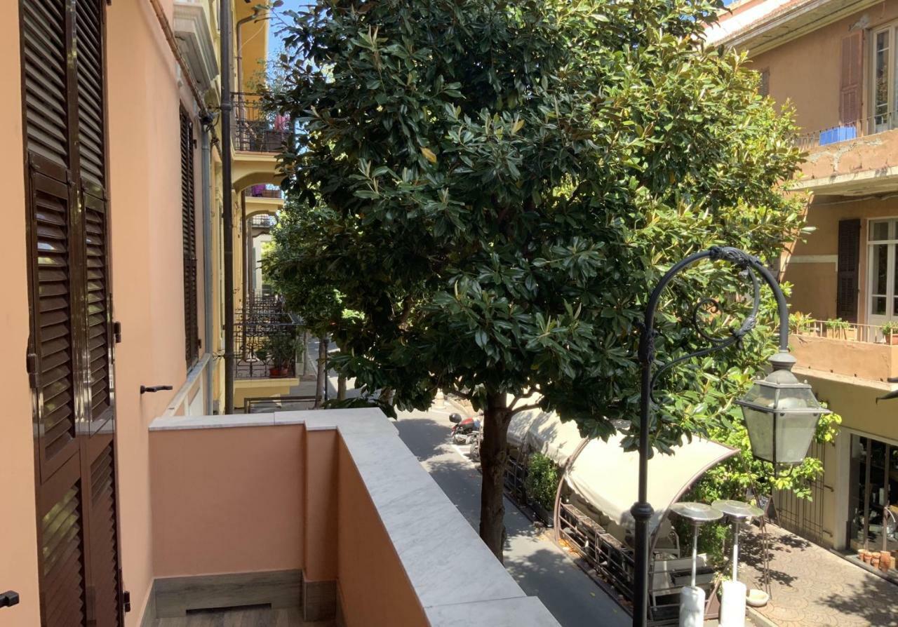 Ricaroka Hotel Albenga Bagian luar foto