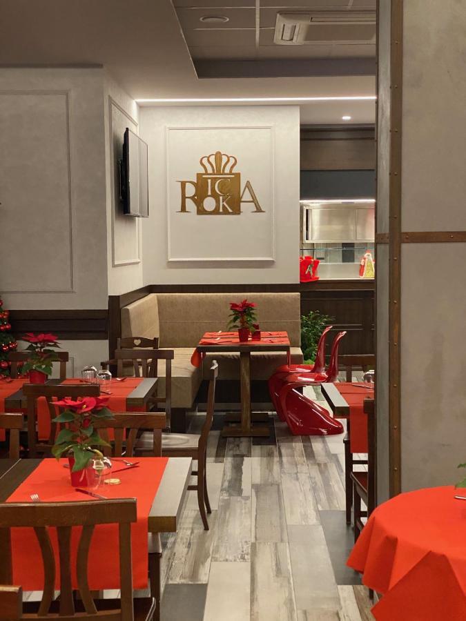 Ricaroka Hotel Albenga Bagian luar foto